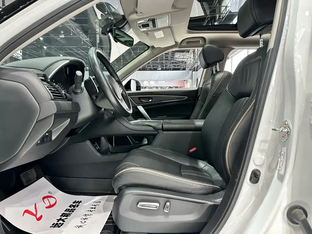 Avancier 370 TURBO 2 WD Luxury