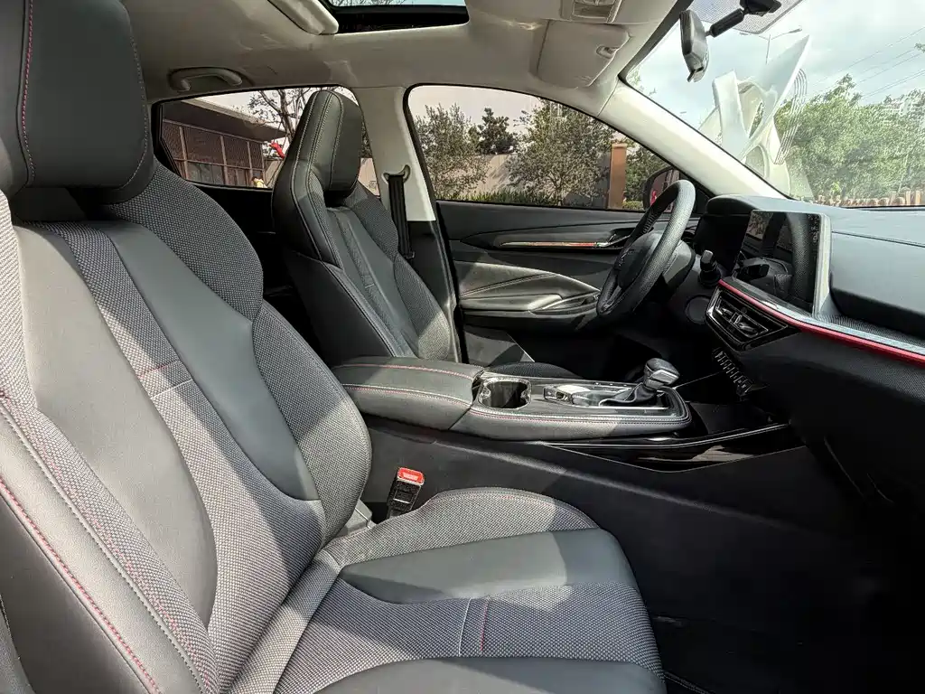 Changan Oshan X5 1.5 T DCT Luxury