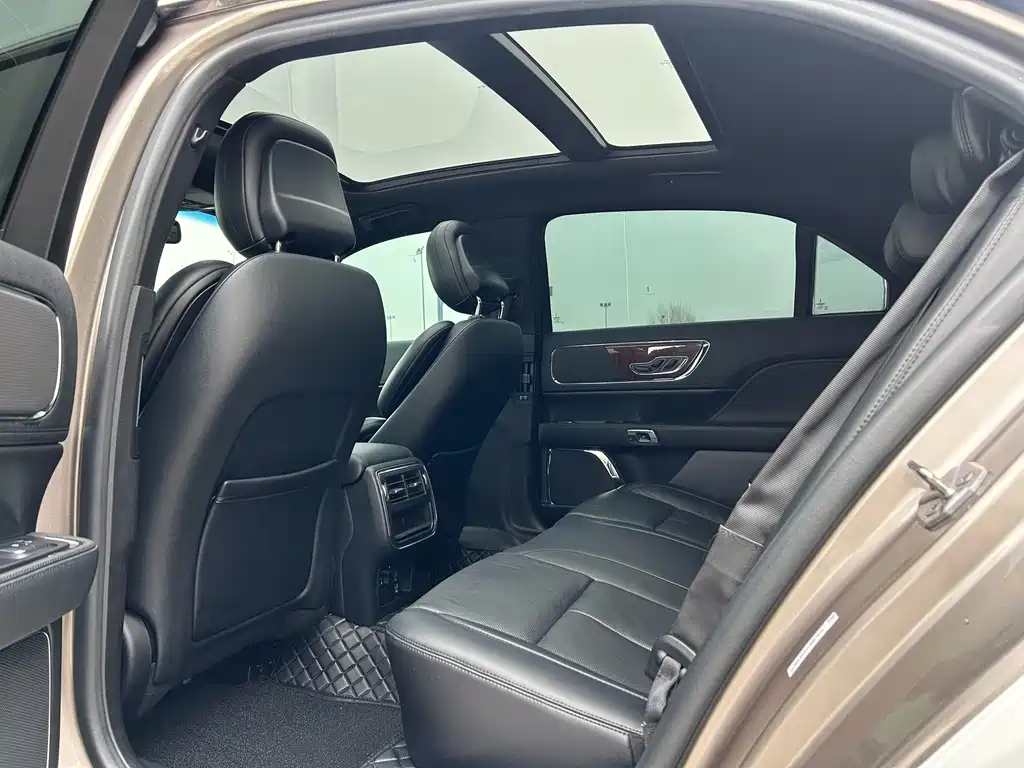Lincoln Continental 2.0 T 2 WD Graceful CN-VI