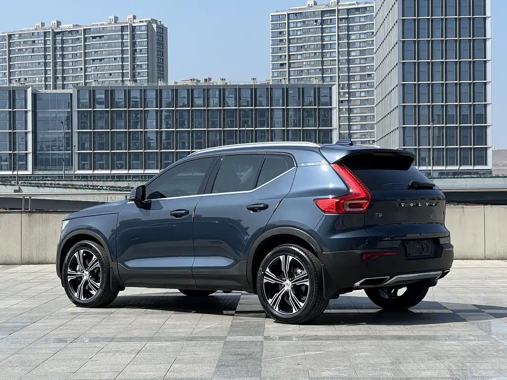 Volvo XC40 T4 4 WD Smart Vision Luxury