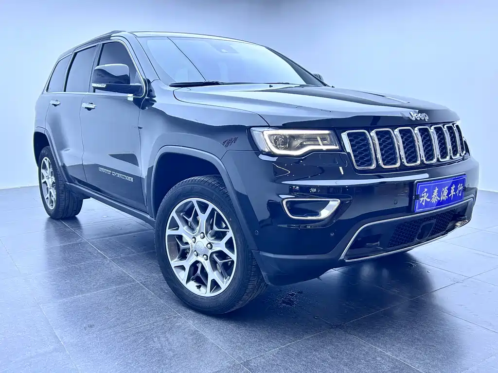 Grand Cherokee (Import) 3.0 L 80 Anniversary