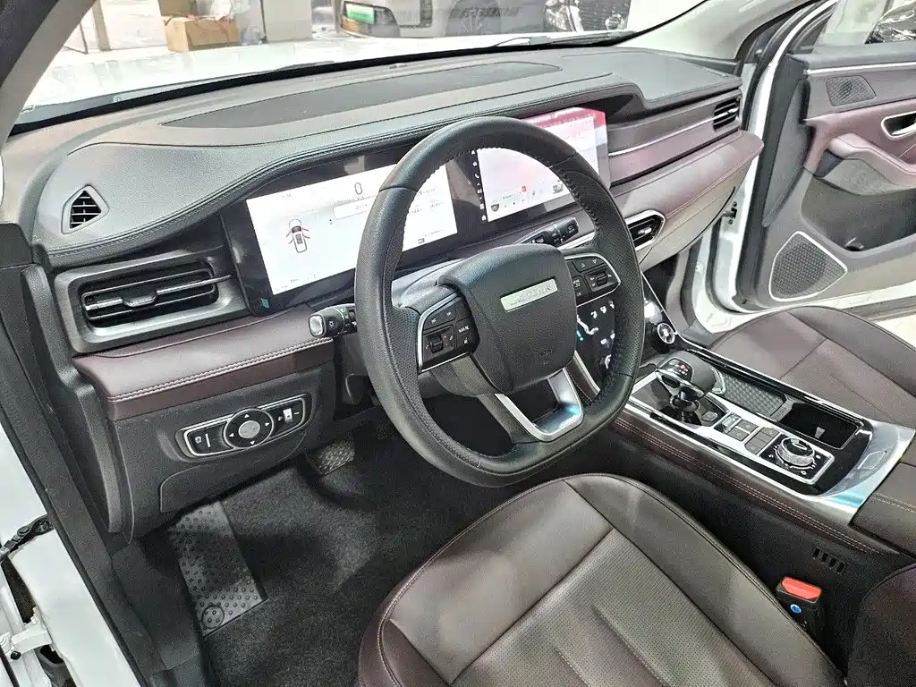 Jetour X90 PLUS 1.6 TD DCT Elite 7-seat
