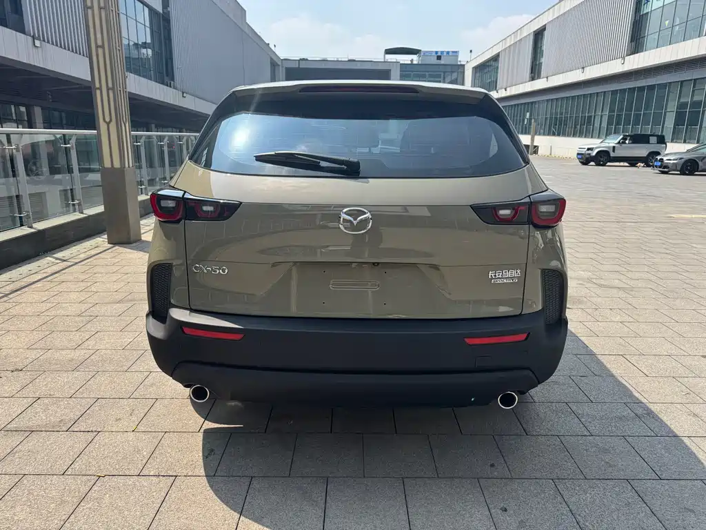 Mazda CX-50 2.0 L