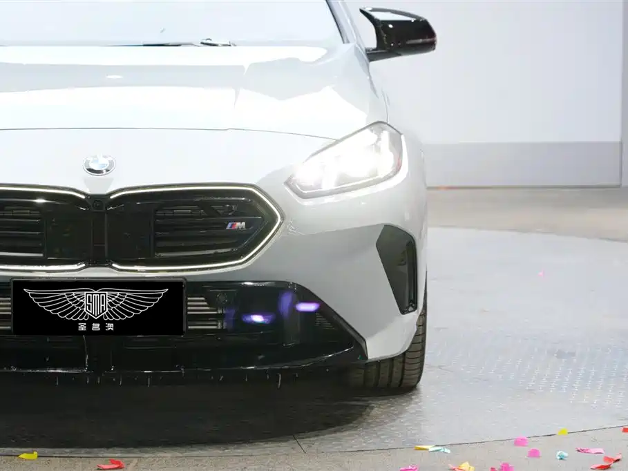 BMW M235 L