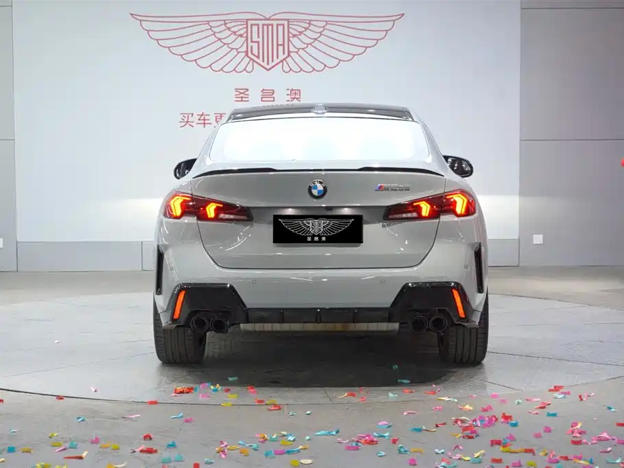 BMW M235 L