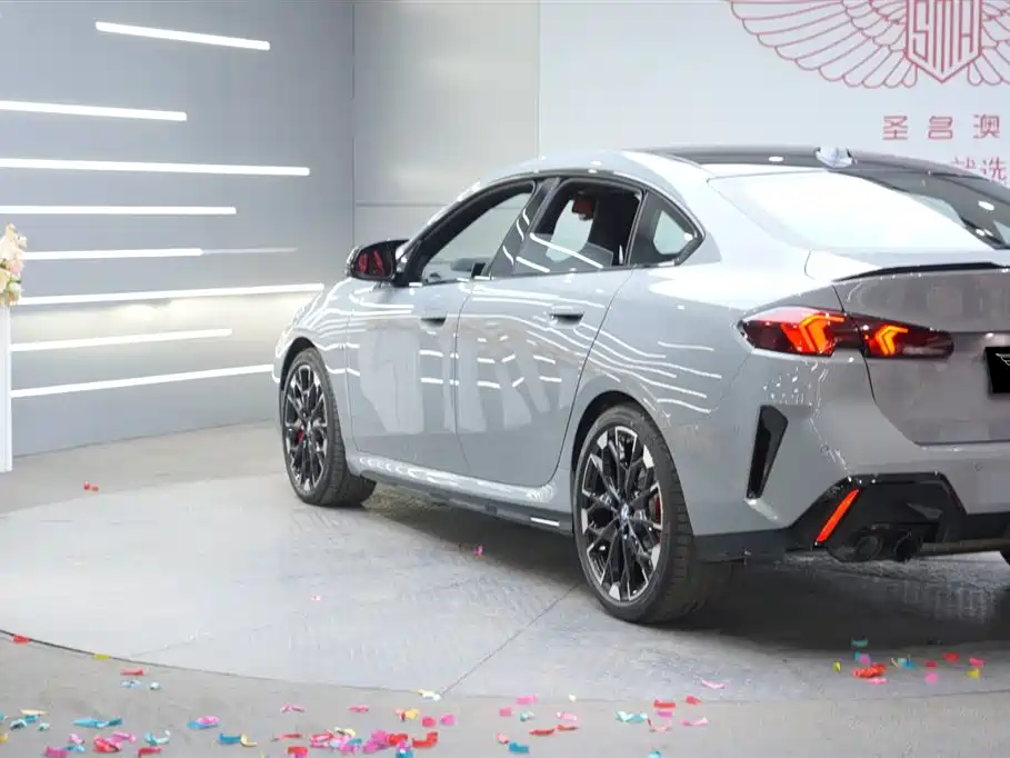 BMW M235 L