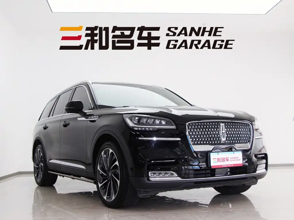 Aviator 3.0 T V6 4 WD Premium Cruise 6-seat