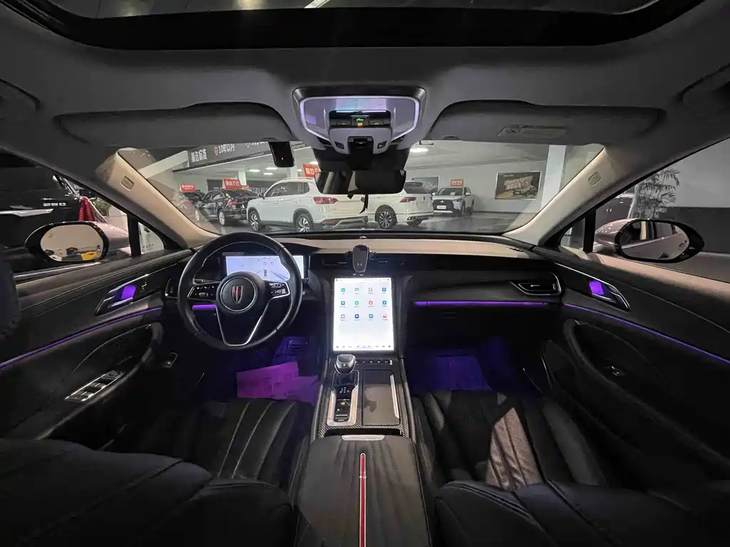 Hongqi H5 2.0 T Auto Connected Flagship