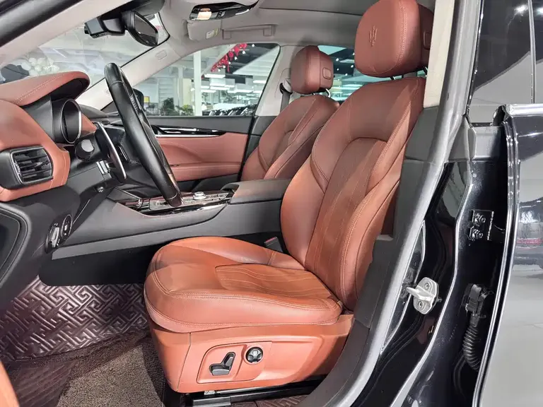 Maserati Levante 3.0 T Standard