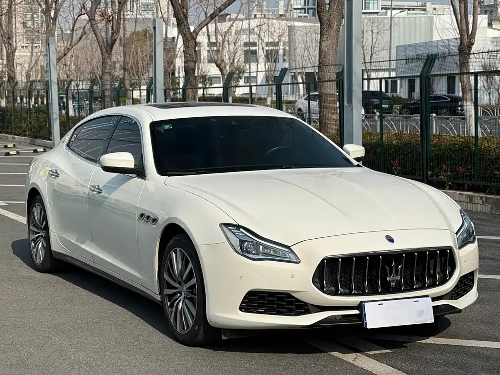 Quattroporte 3.0 T Standard