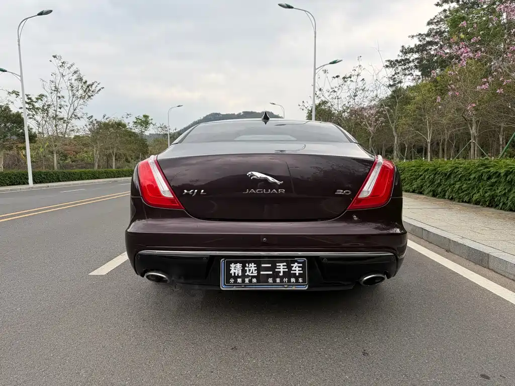 Jaguar XJ XJL 3.0 SC 2 WD Graceful Business