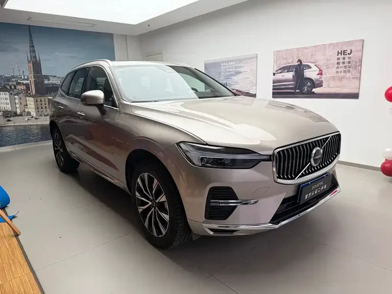 Volvo XC60 B5 4 WD Smart Vision Luxury