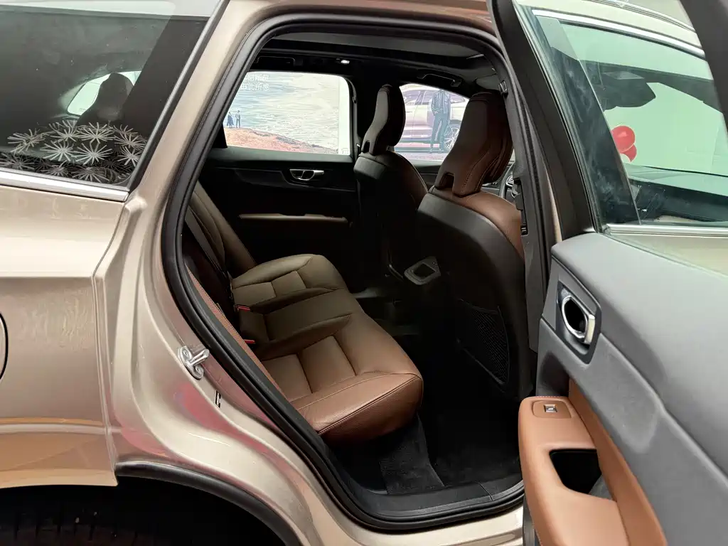 Volvo XC60 B5 4 WD Smart Vision Luxury