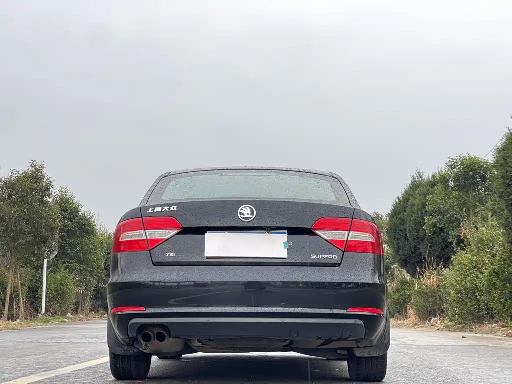 Superb 1.4 TSI DSG Gentleman