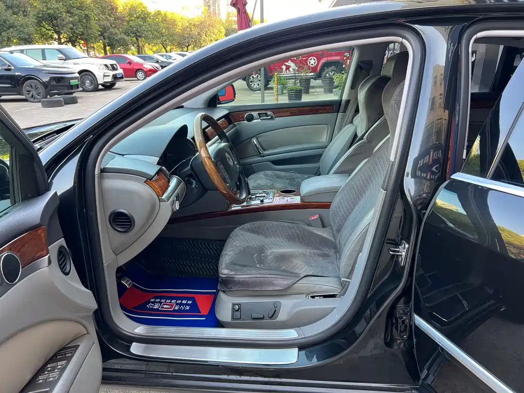 Phaeton 3.6 L V6 5-seat Extended Comfort