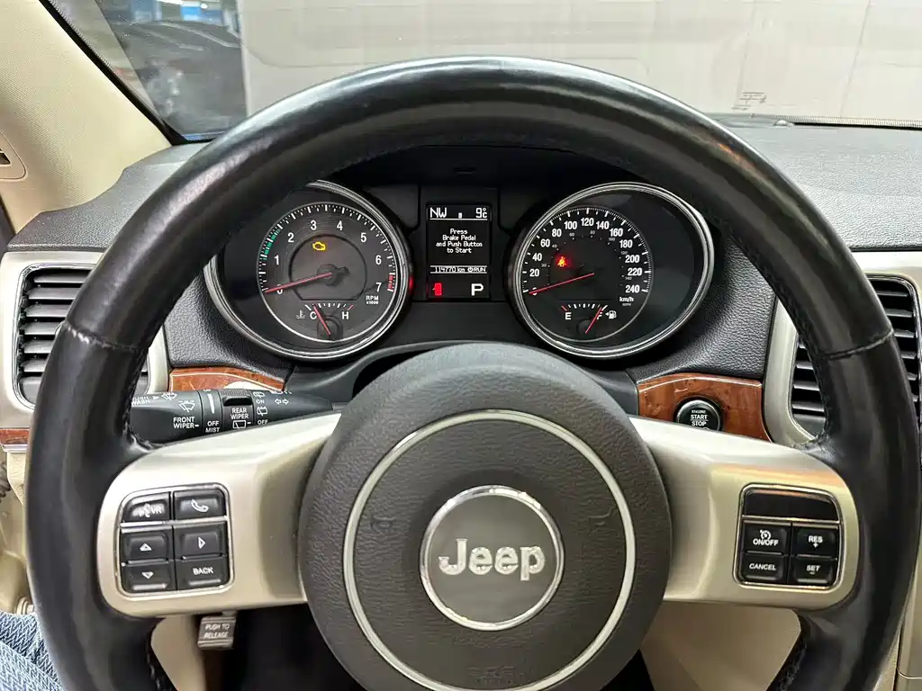 Grand Cherokee (Import) 3.6 L Luxury