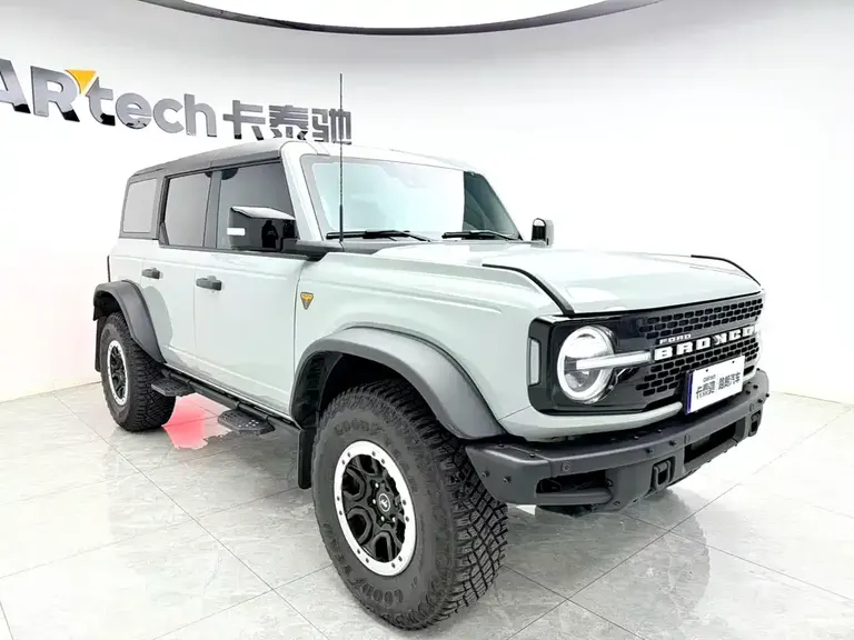 Ford Bronco 2.3 T Badlands