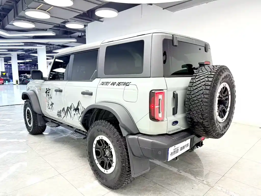 Ford Bronco 2.3 T Badlands
