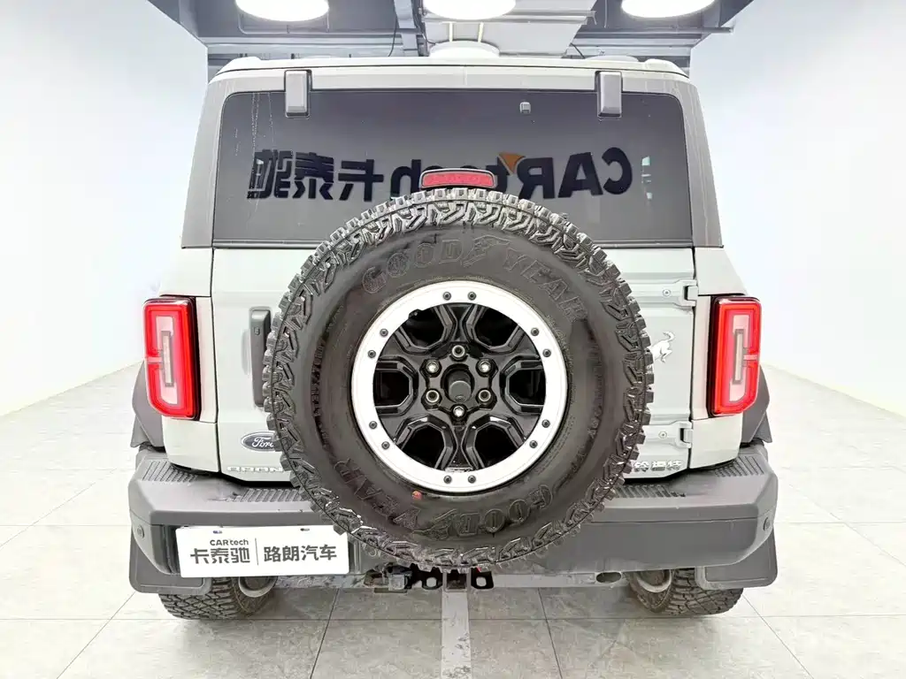 Ford Bronco 2.3 T Badlands