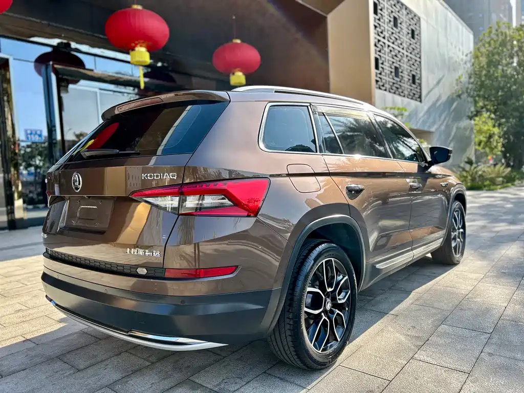 Kodiaq TSI330 7-seat 2 WD Luxury Enjoyment