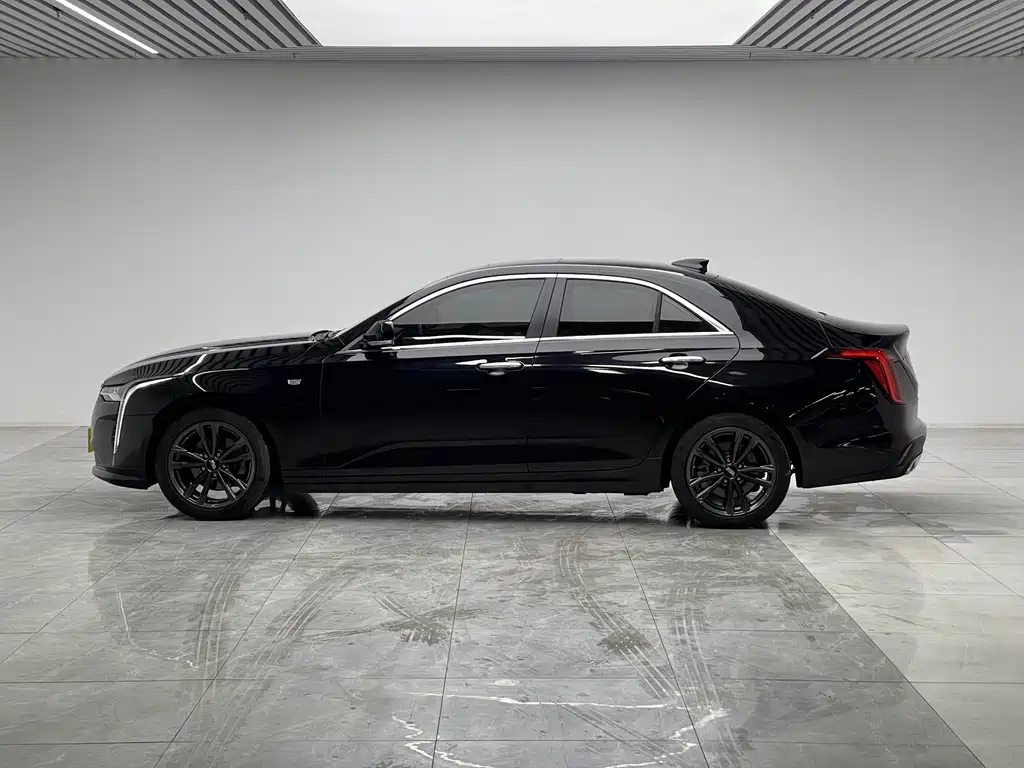 Cadillac CT4 28 T Luxury