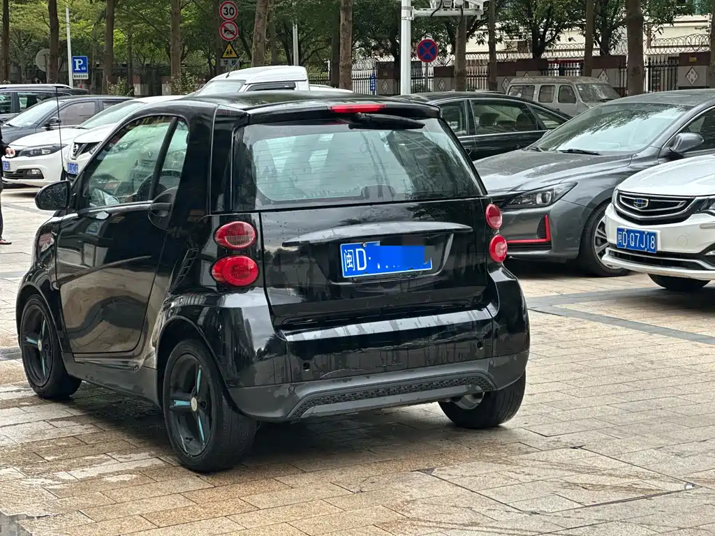 smart fortwo 1.0 MHD Hardtop Standard