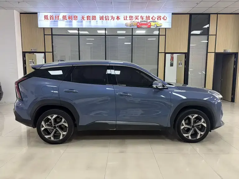 Geely Boyue L 1.5 TD DCT Distinguished