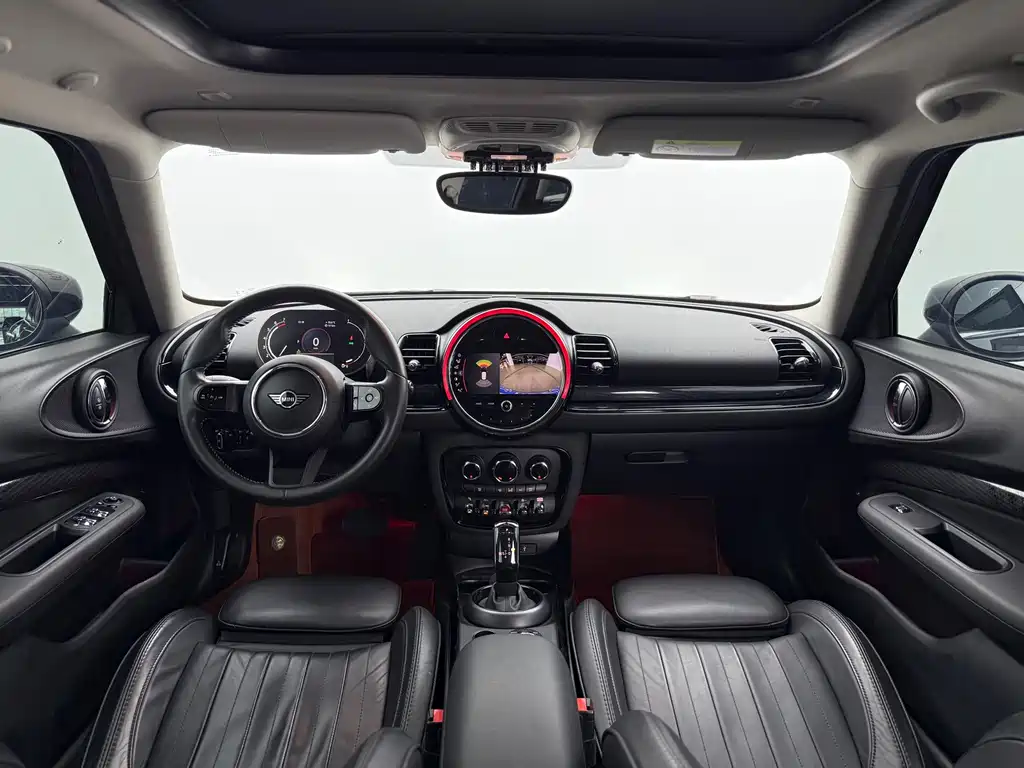 MINI CLUBMAN Facelift 1.5 T COOPER Connoisseur