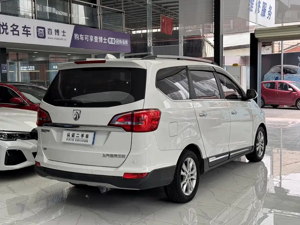Baojun 730 1.5 T Manual Luxury 7-seat