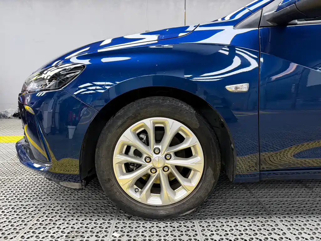 Monza 1.5 L DCT Joy