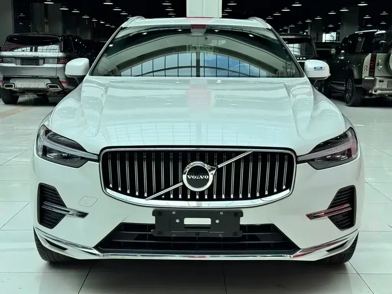 Volvo XC60 B5 4 WD Smart Vision Luxury