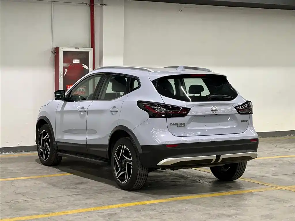 Qashqai Honor 2.0 L CVT XV+ Leading
