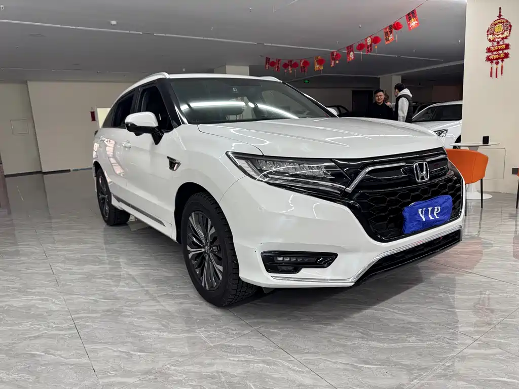 Honda UR-V 370 TURBO 4 WD Premium