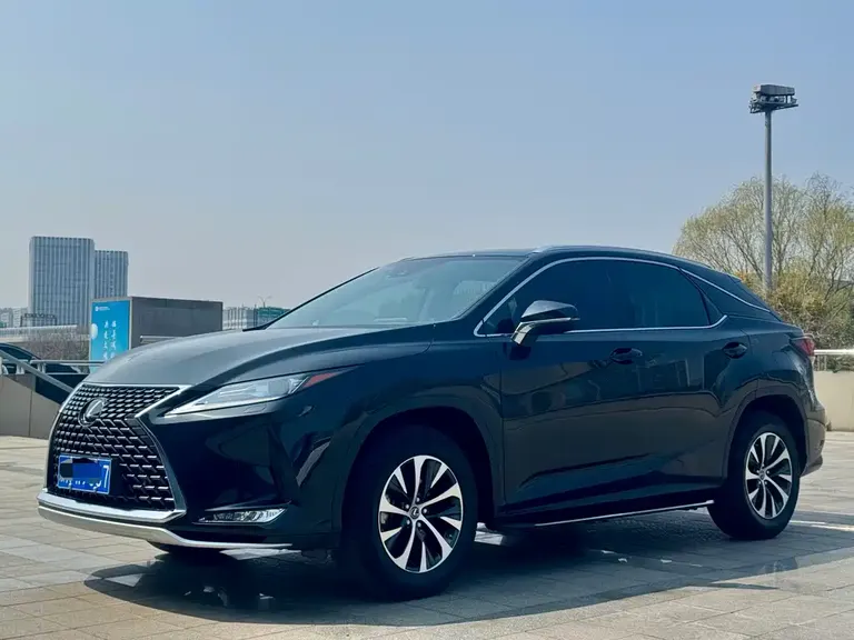 Lexus RX Facelift 300 2 WD Comfort