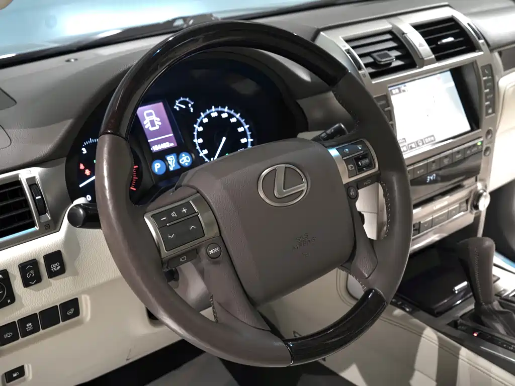 Lexus GX 400 Distinguished