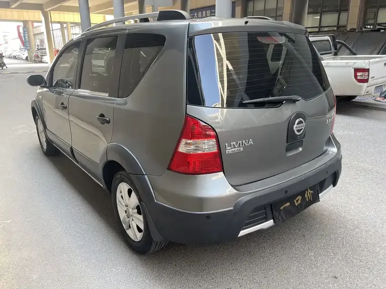 Nissan Livina 1.6 L Auto