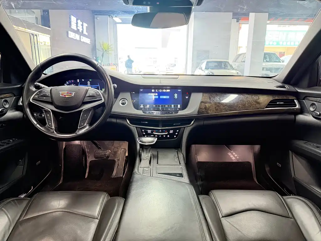 Cadillac CT6 28 T Luxury