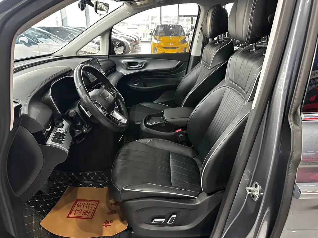 Roewe iMAX8 400 TGI Flagship