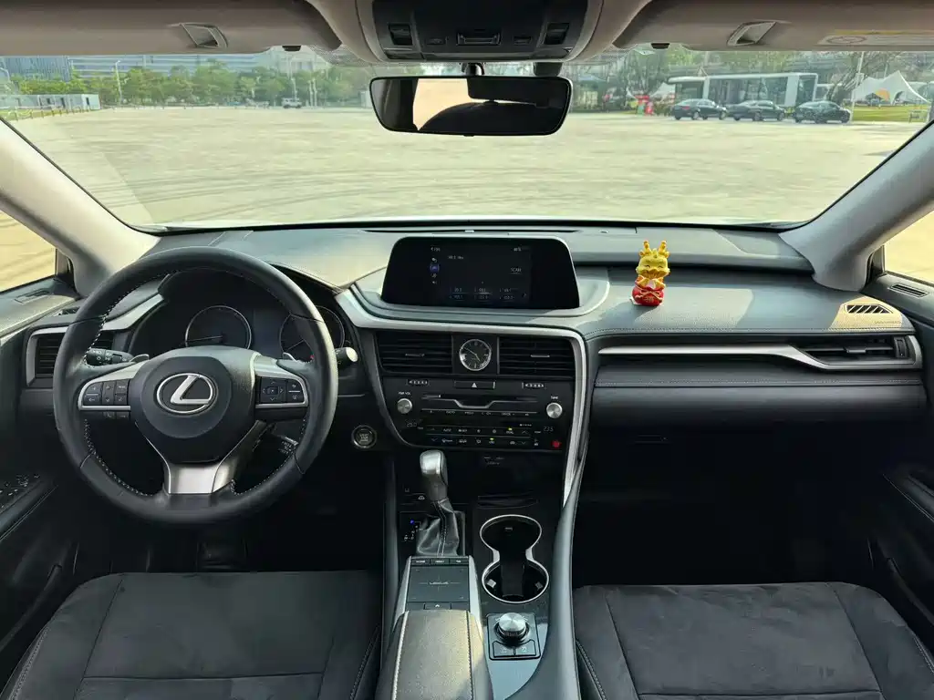 Lexus RX Facelift 300 2 WD Elite