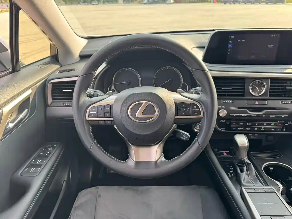 Lexus RX Facelift 300 2 WD Elite