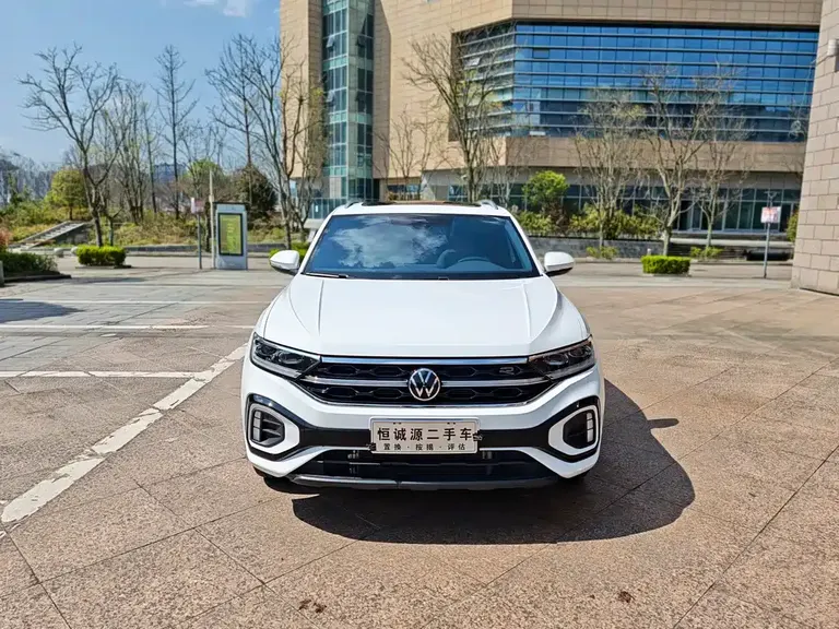 Volkswagen T-ROC 300 TSI DSG 2 WD Starlight