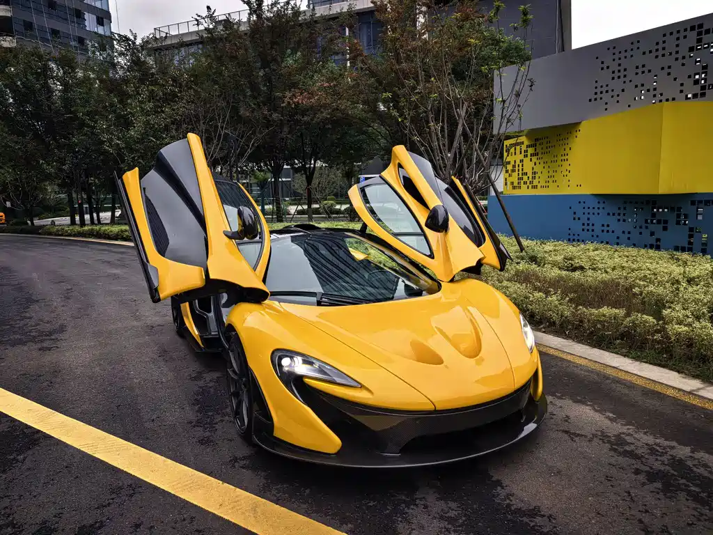 McLaren P1 3.8 T Standard