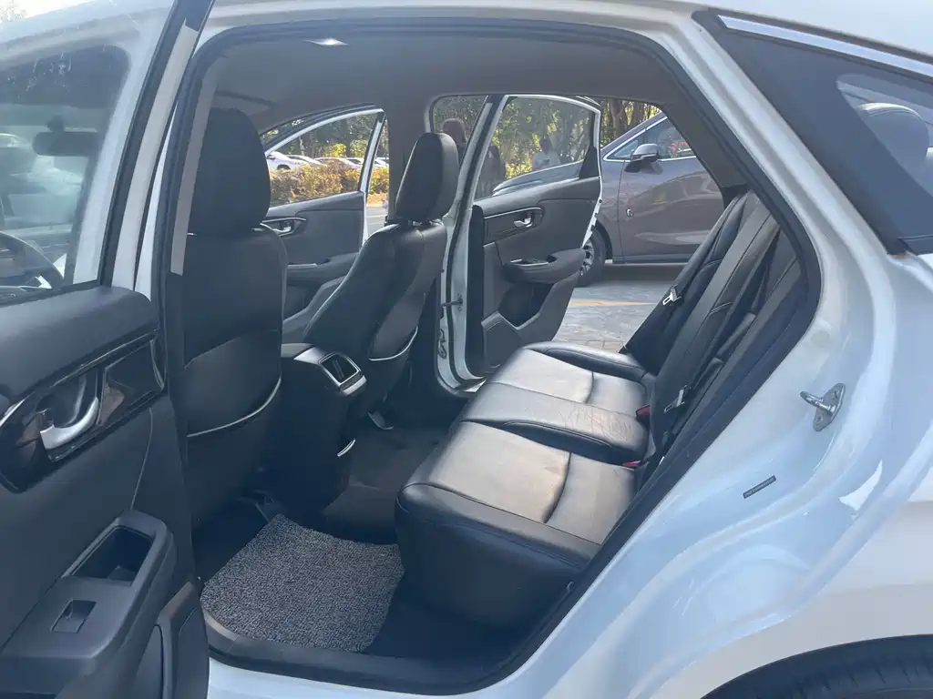 Crider 180 Turbo CVT Luxury CN-VI