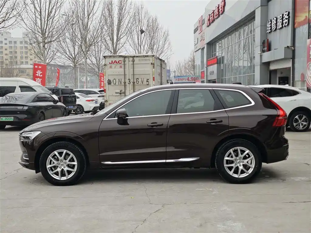 Volvo XC60 T5 4 WD Smart Ease Luxury