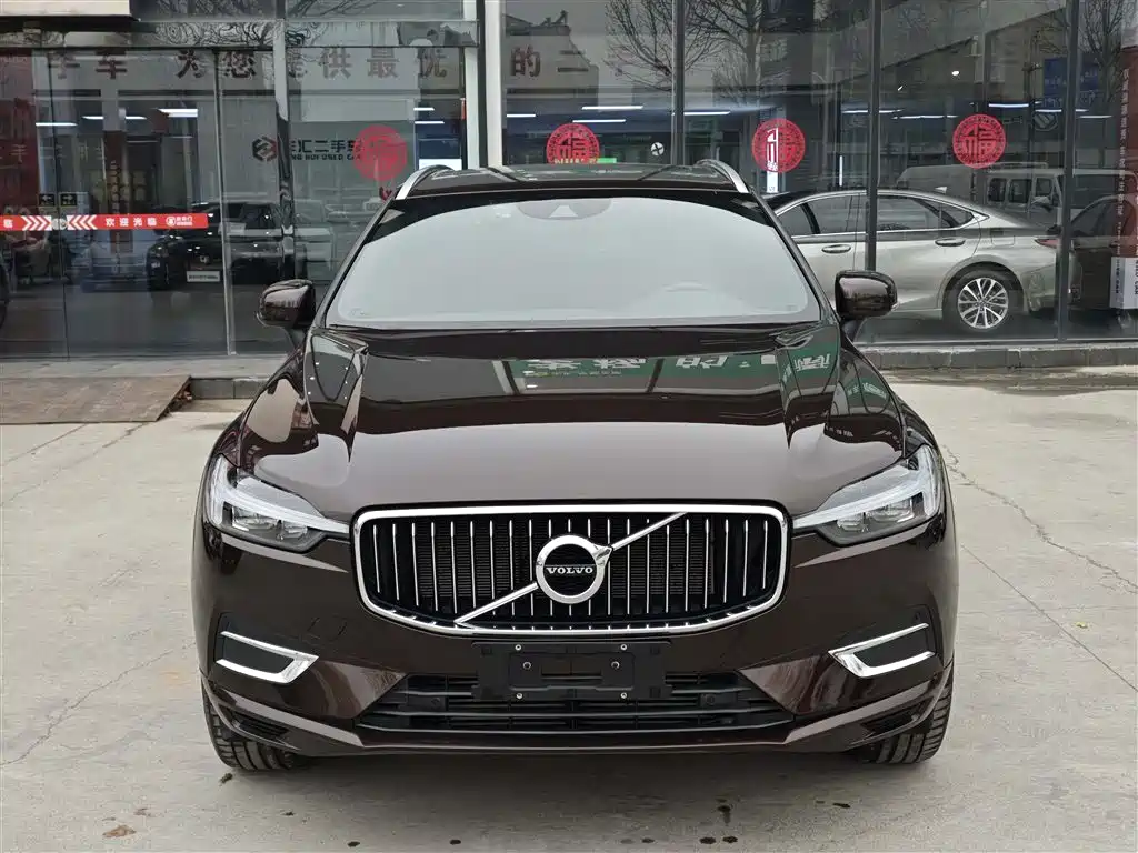 Volvo XC60 T5 4 WD Smart Ease Luxury