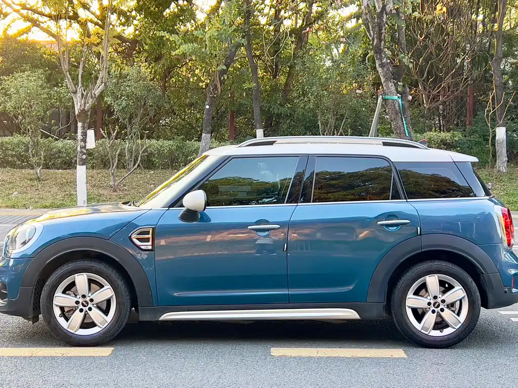 MINI COUNTRYMAN 1.5 T COOPER