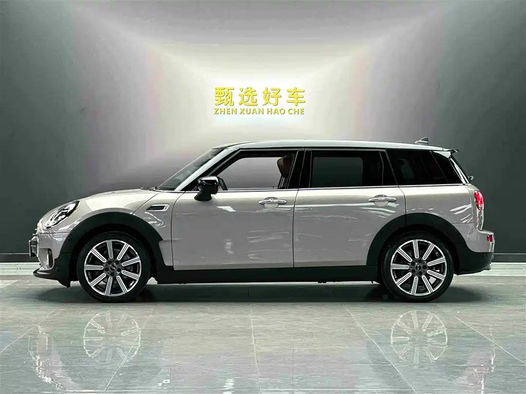 MINI CLUBMAN Facelift 1.5 T COOPER Connoisseur