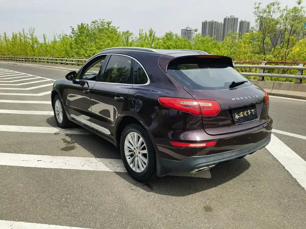Zotye SR9 2.0 T Manual Ultimate Light