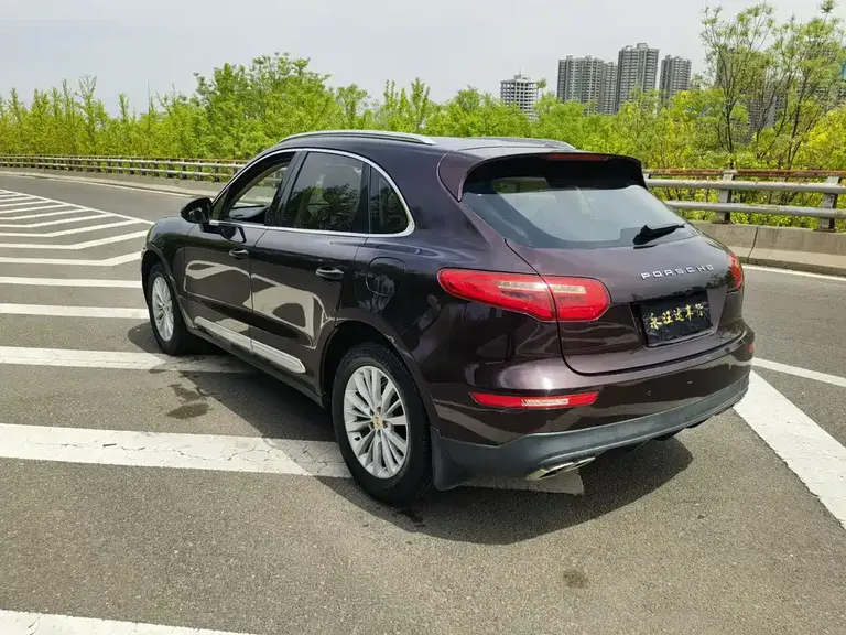 Zotye SR9 2.0 T Manual Ultimate Light