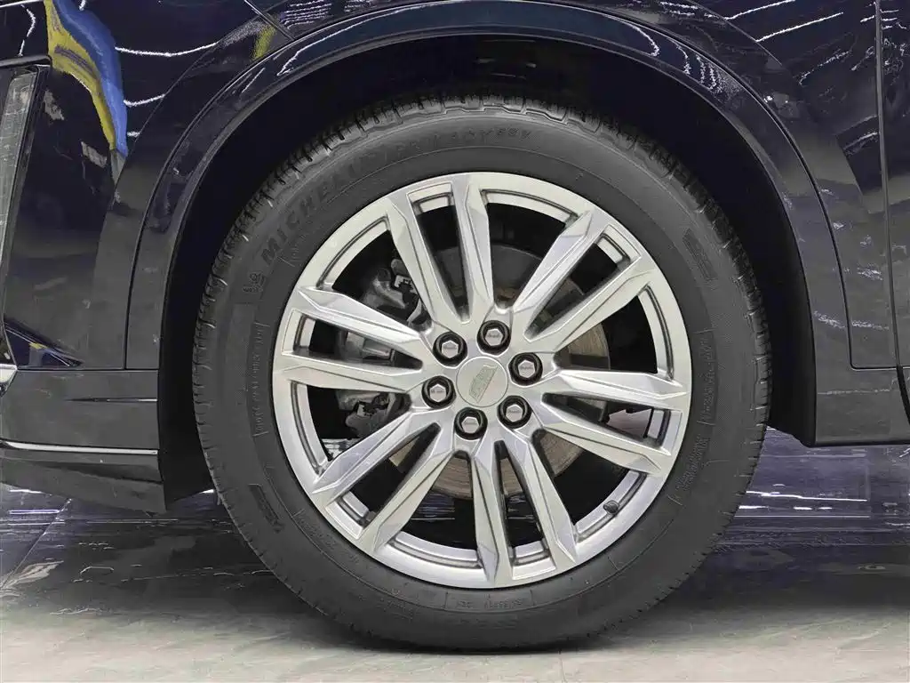 Cadillac XT6 2.0 T 7-seat 2 WD Luxury